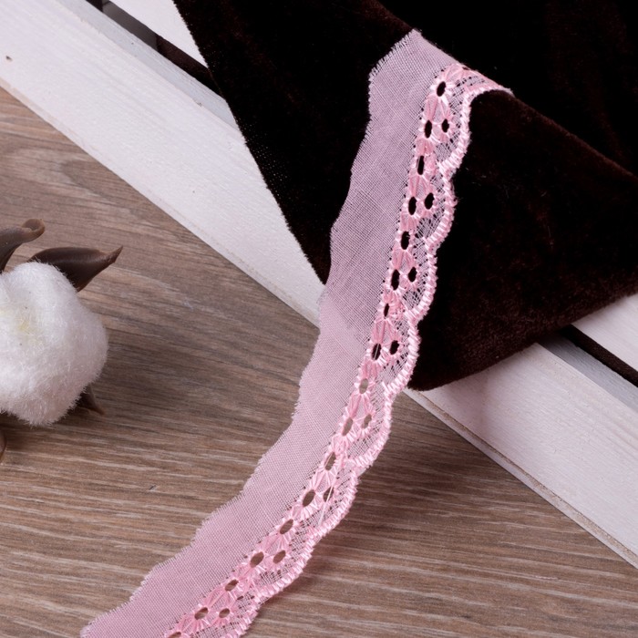 Кружево "Шитьё", ширина 30мм, 14±1м, цвет розовый