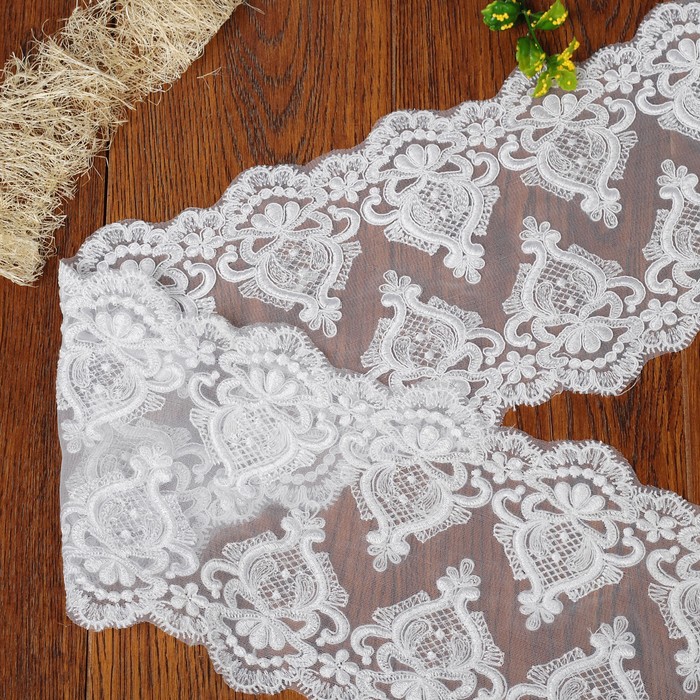 Кружево "Бутоны", органза, ширина 200мм, 14±1м, цвет белый