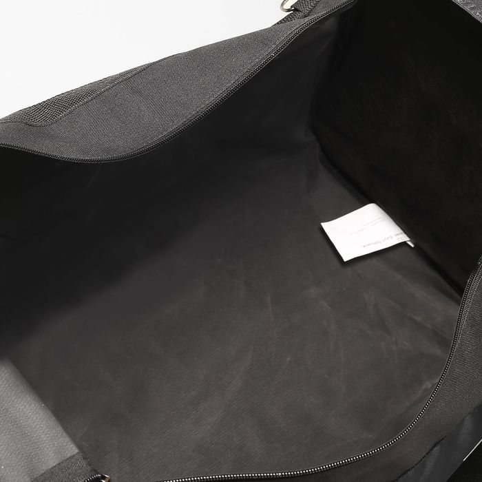 Сумка спортивная на молнии, 1 отдел, 3 наружных кармана, чёрная