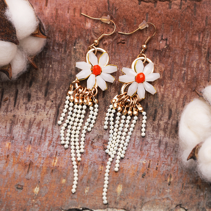 Серьги ассорти "Цветочный водопад", цвет молочный в золоте