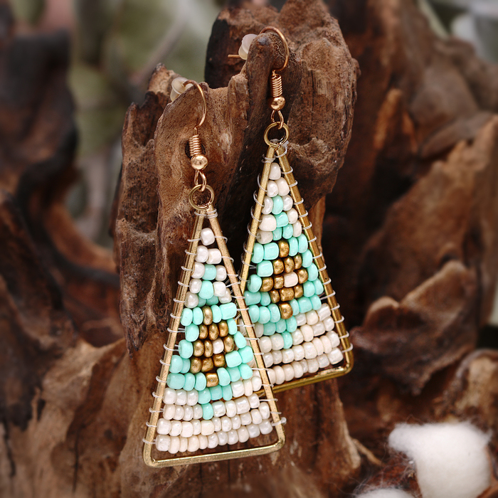 Серьги бисер "Геометрия" треугольник, цветные в золоте