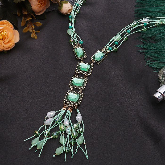 Кулон на декоративной основе "Лёгкость", цвет зелёный в золоте