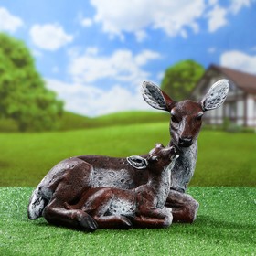 Садовая фигура "Олень с олененком", коричневый цвет, 31 см, микс от Сима-ленд