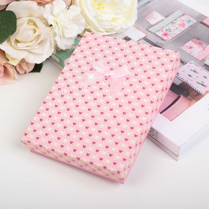 Коробка подарочная "Сердца" 16 х 12 х 3 см, цвет розовый