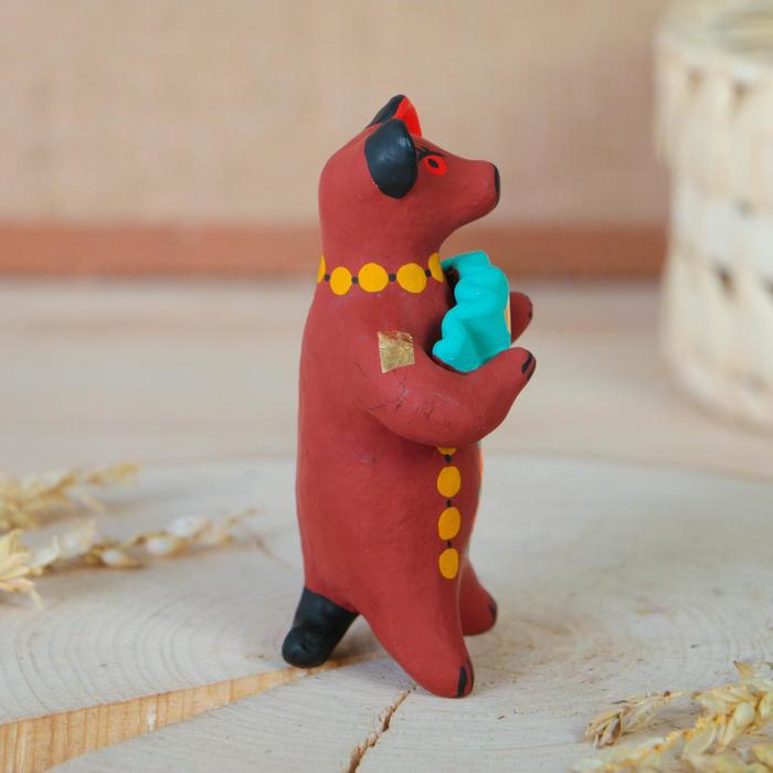 Дымковская игрушка "Медведь с цветком, с петухом" 11 см микс