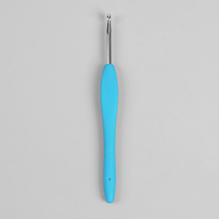 Крючок для вязания металлический, с силиконовой ручкой, d=4,5мм, 14см, цвет МИКС