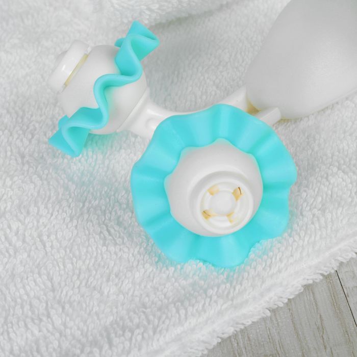 Массажёр универсальный "Четыре цветка", цвет МИКС