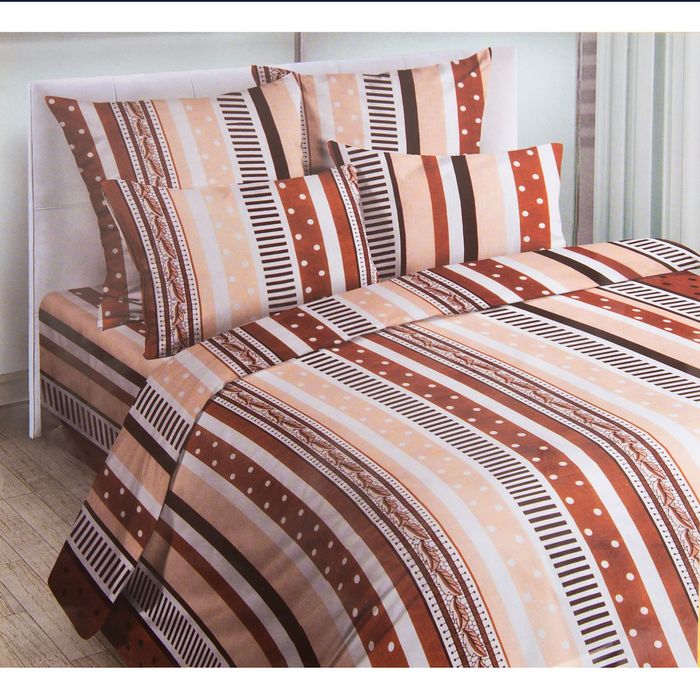 Постельное бельё "Добрые традиции" 1,5 сп., рис. 66, 150х215, 145х215, 70х70 - 2шт., бязь 105 г/м2