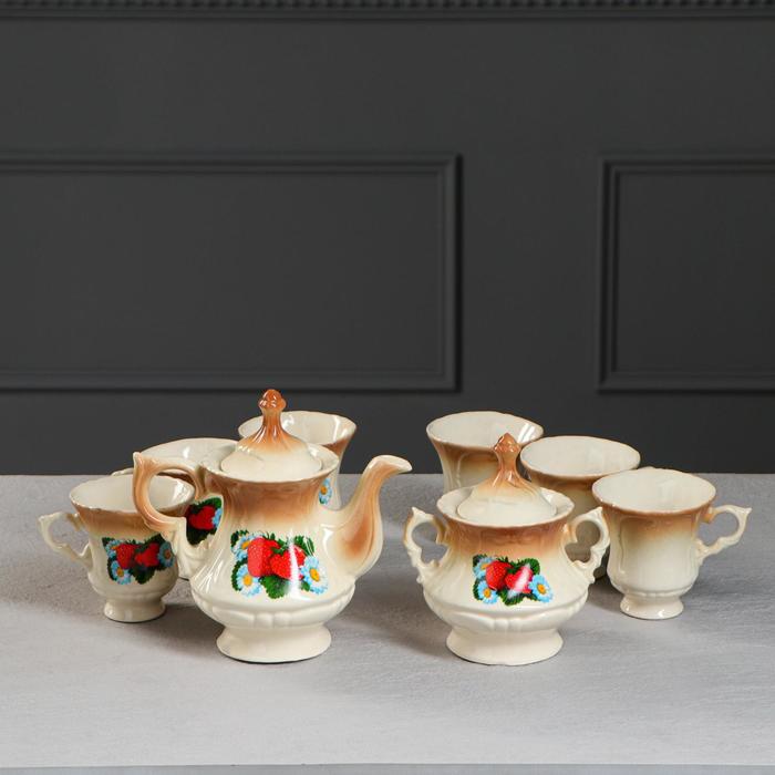 Чайный сервиз "Блиц" коричневый, клубника, 8 предметов: чайник 0,6 л, сахарница, 6 кружек 0,25 л