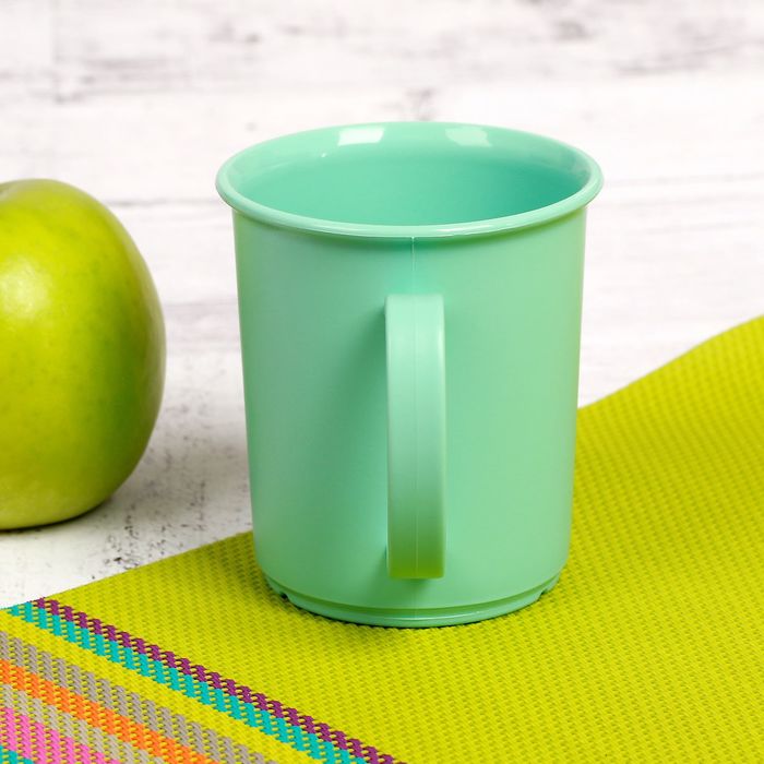 Кружка 180 мл, детская, пластиковая, цвет зелёный