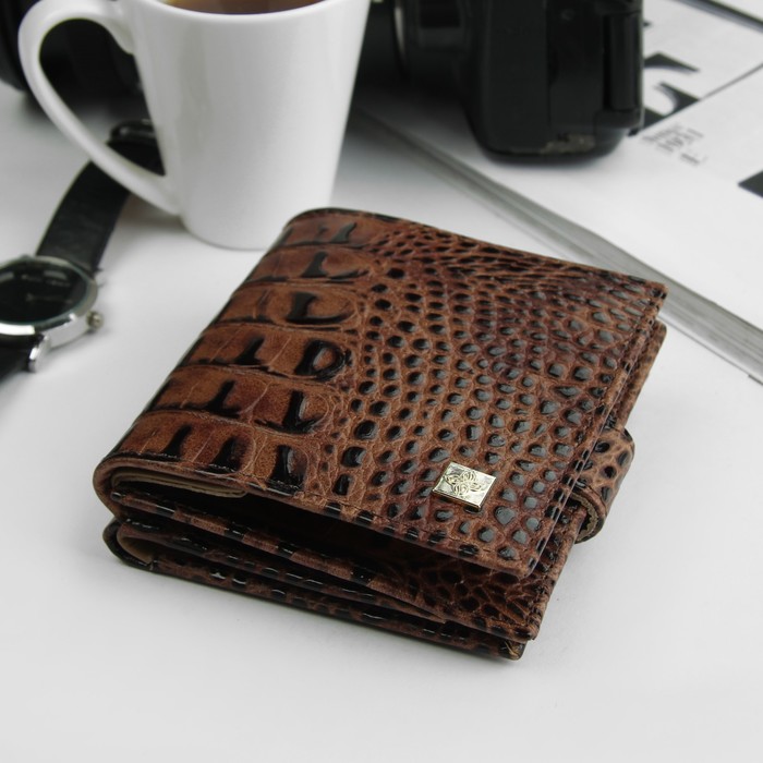 Кошелёк женский на кнопке, 2 отдела, отдел для монет, цвет коричневый