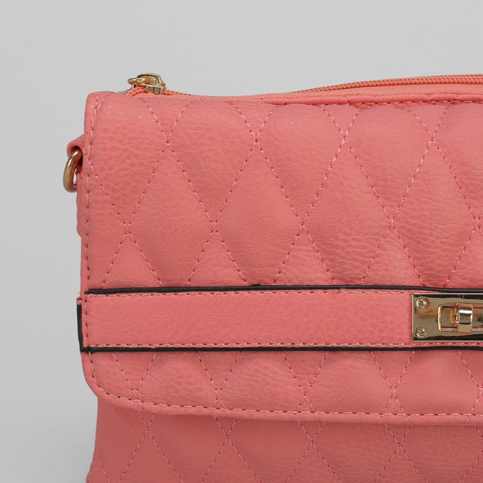Сумка женская на клапане, 3 отдела, регулируемый ремень, розовая