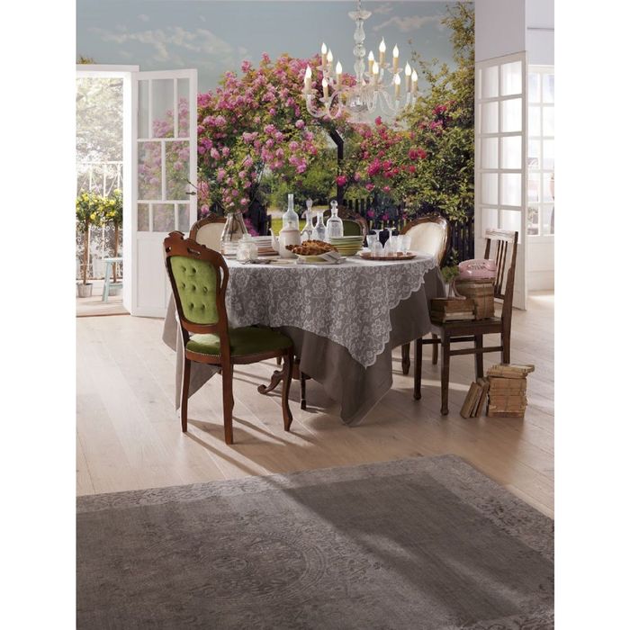 Фотообои Komar 8-936 "Розы в саду", 3,68х2,54 м