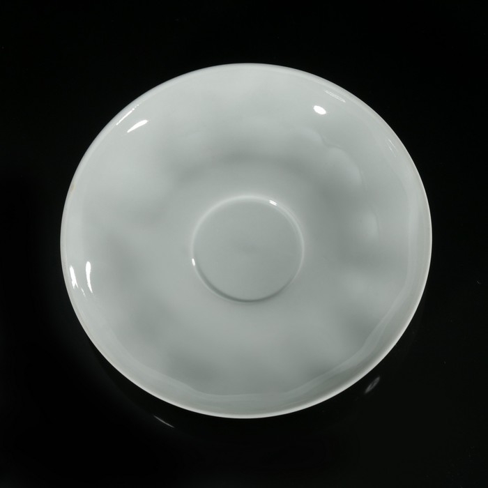 Блюдце чайное 15 см "Тюльпан"