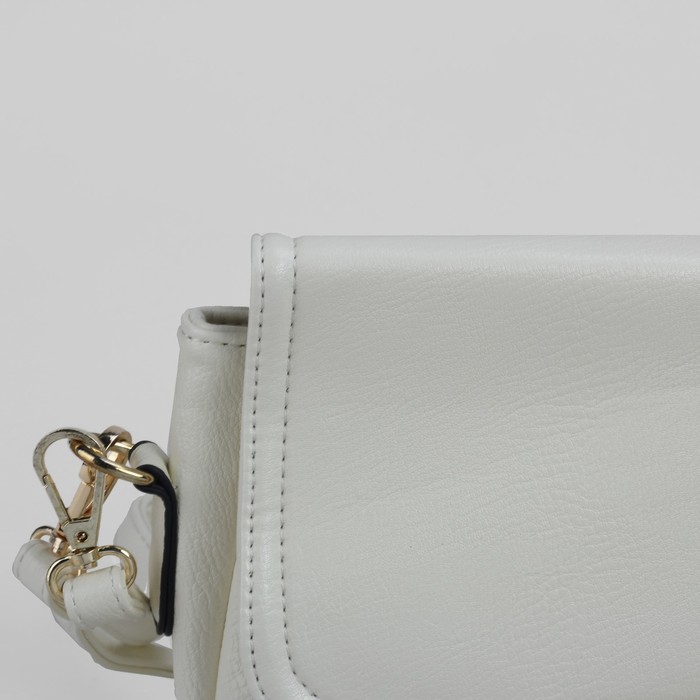 Сумка женская на молнии, 1 отдел, 1 наружный карман, регулируемый ремень, белая