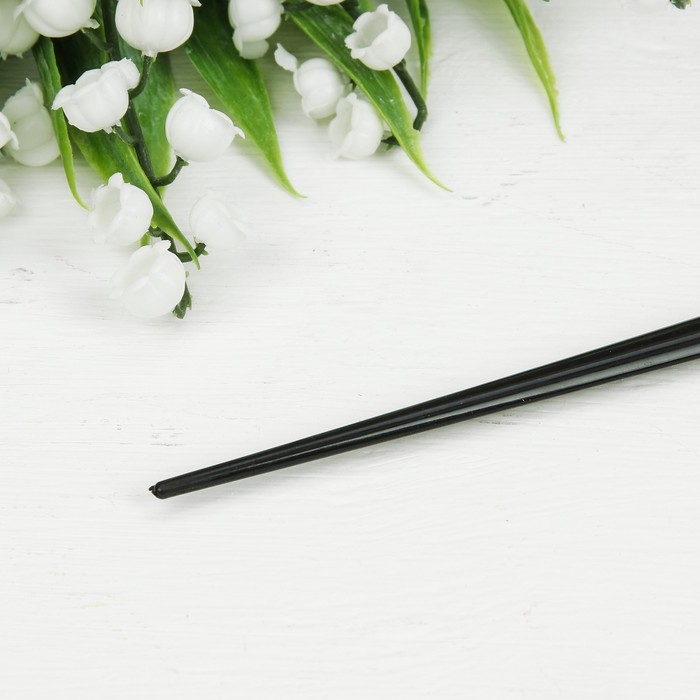 Расчёска с хвостиком, редкие зубья, цвет чёрный