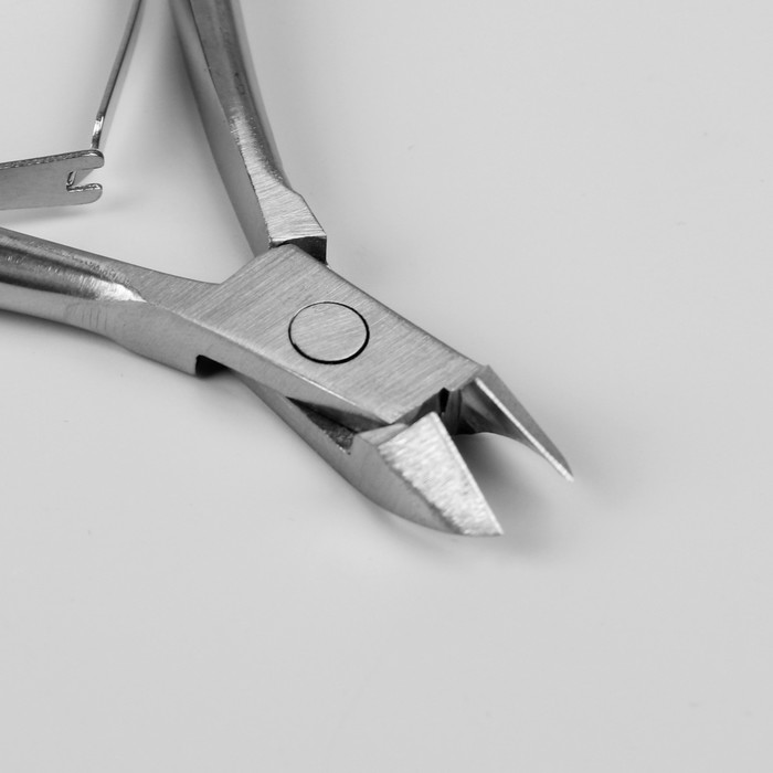 Кусачки маникюрные, двойная пружина, 9,5см, рабочая область-10мм, цвет серебристый