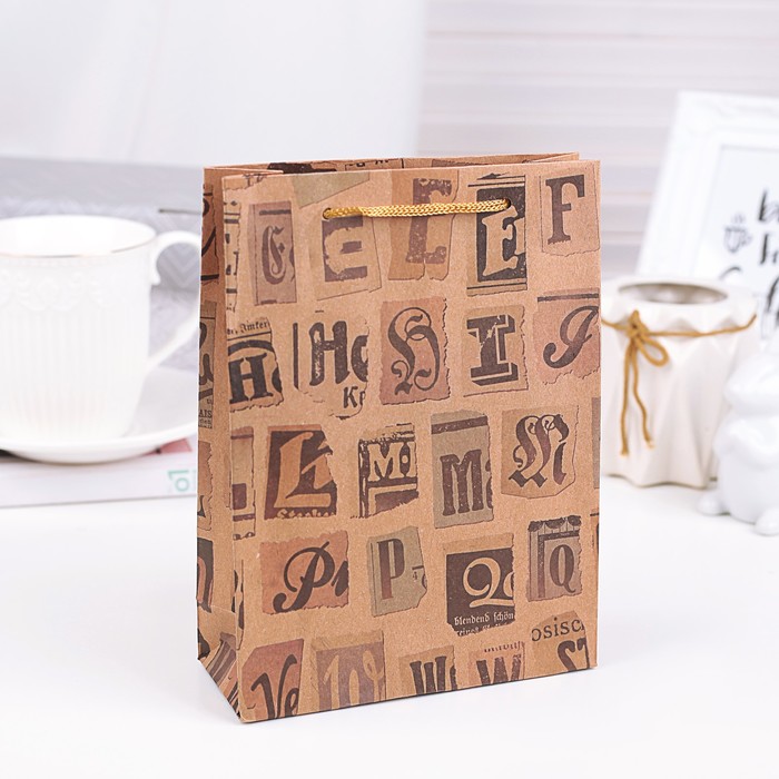 Пакет крафт "Буквы", 15 х 20 х 6 см