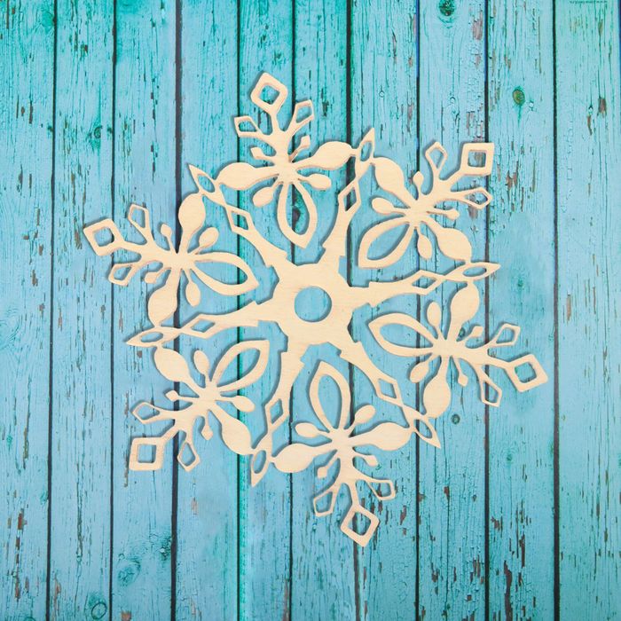 Подвеска резная под роспись "Снежинки", МИКС