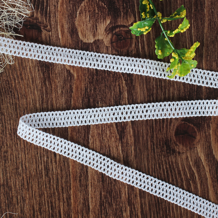 Кружево вязаное, ширина 12мм, 15±1м, цвет белый