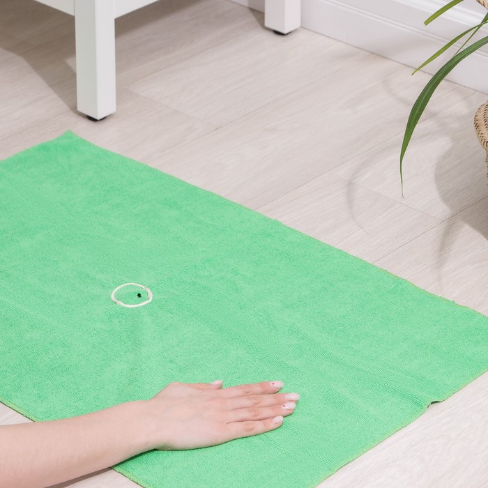 Салфетка из микрофибры 250г/м2, с отверстием для швабры, цвет зеленый