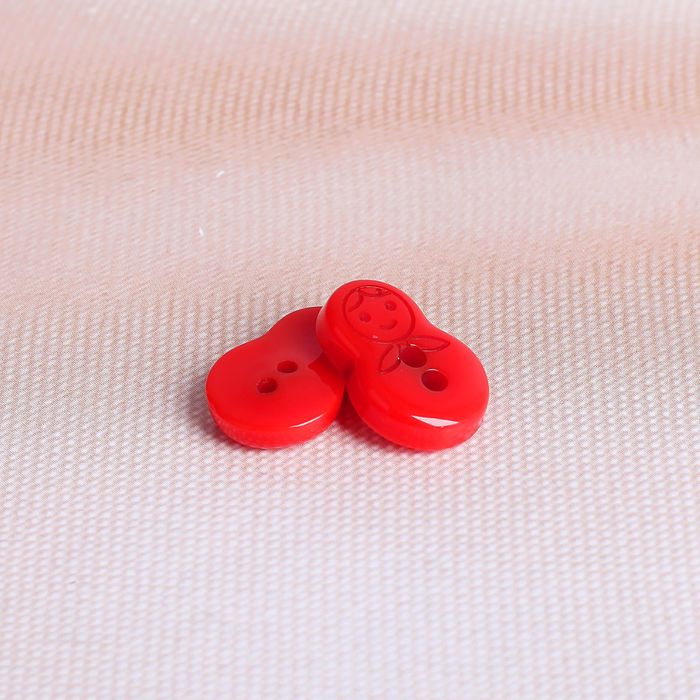 Пуговица детская, 2 прокола "Матрешка", цвет клюквенный