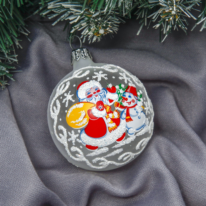 Новогодний шар ручной работы "Ветерок"