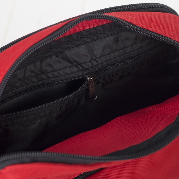 Сумка молодёжная на клапане, 1 отдел, 1 наружный карман, красная