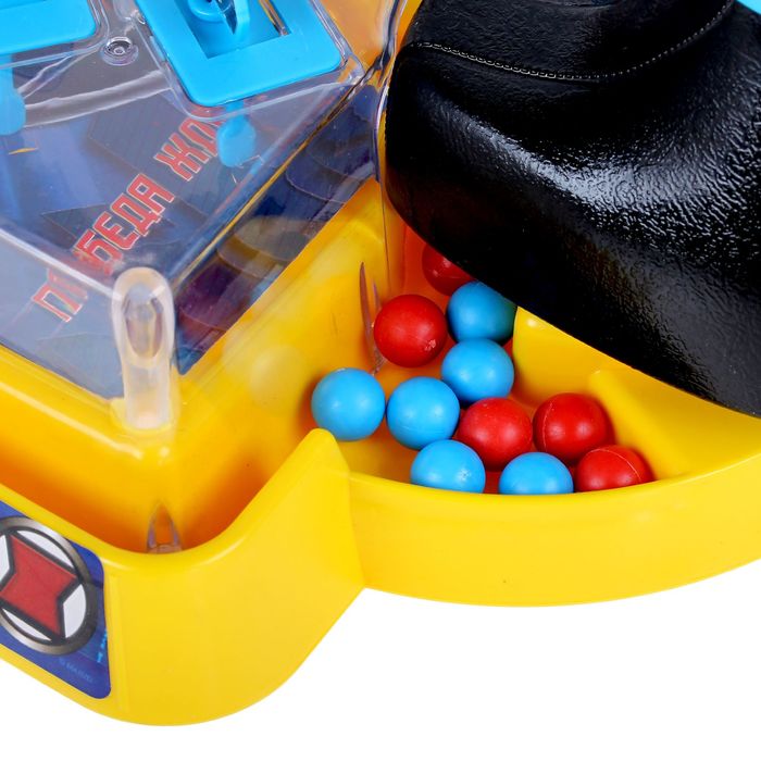 Игра настольная "Битва супергероев", Мстители