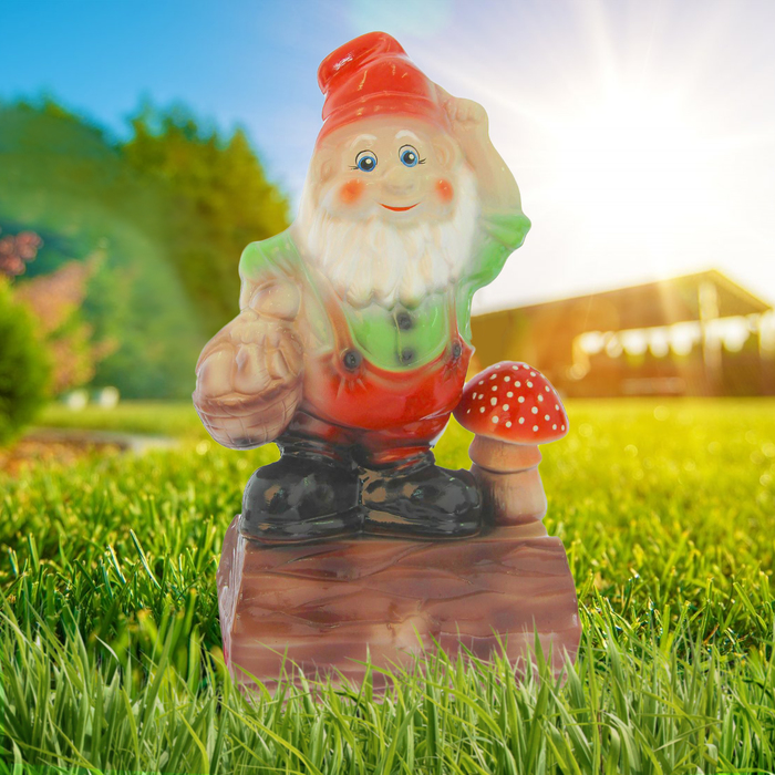 Садовая фигура "Гном грибник на бревне", 17 см