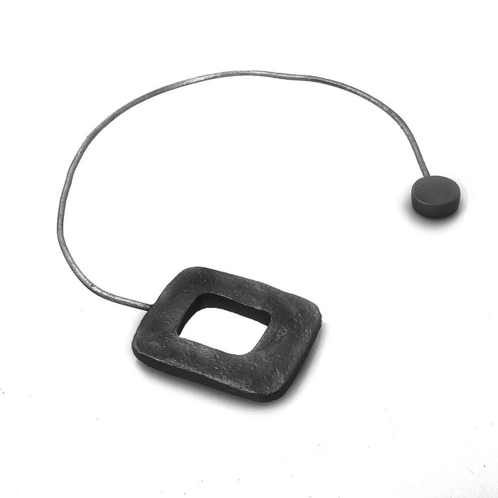 Подхват для штор на шнуре "Квадрат с отверстием", цвет чёрный