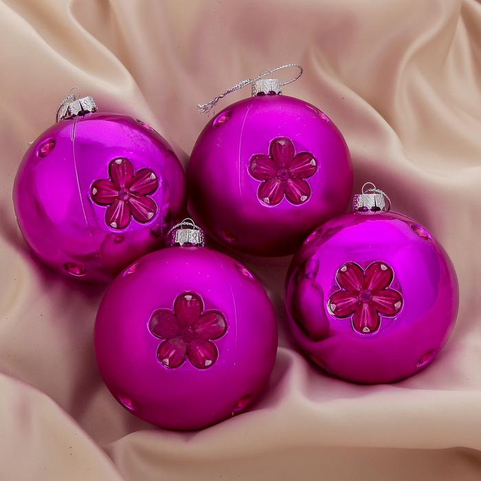Новогодние шары "Рельефный малиновый цветок" (набор 4 шт.)