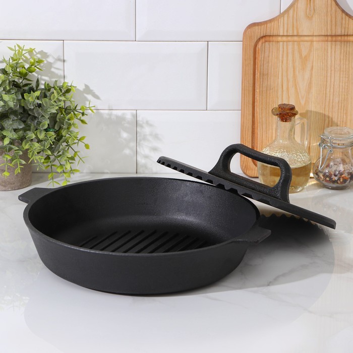 Сковорода-гриль литая 28х6 см, две ручки, чугунная крышка