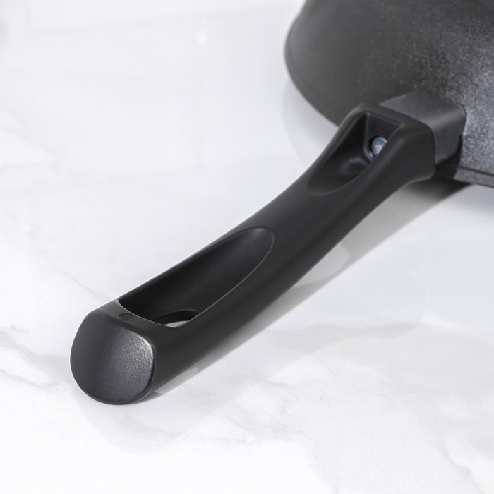 Сковорода-гриль 28х6 см литая, с бакелитовой ручкой, чугунная крышка МИКС