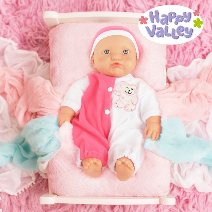 Пупс в розовом костюмчике и шапочке