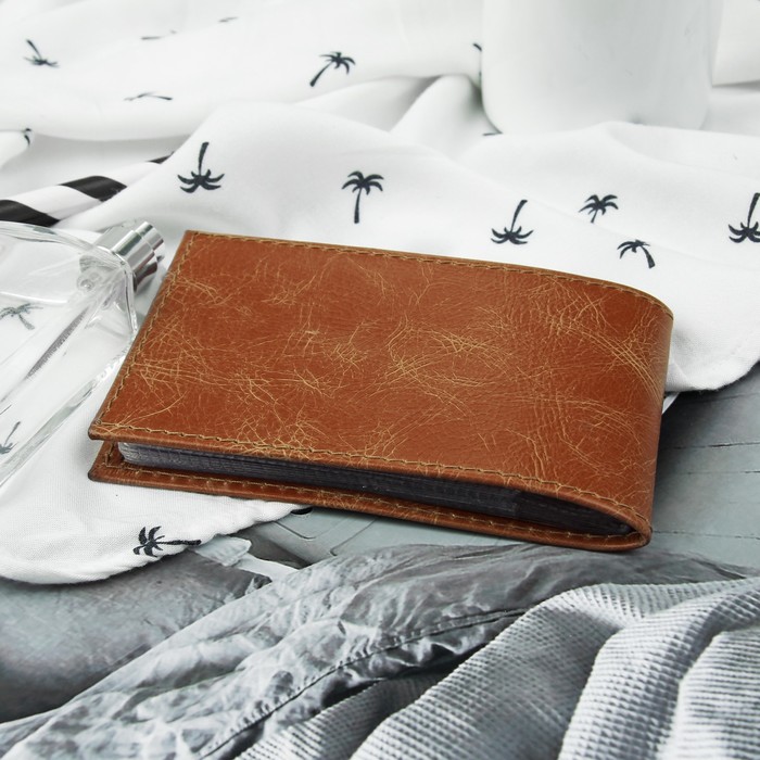 Визитница, 1 ряд, 18 листов, коричневый матовый