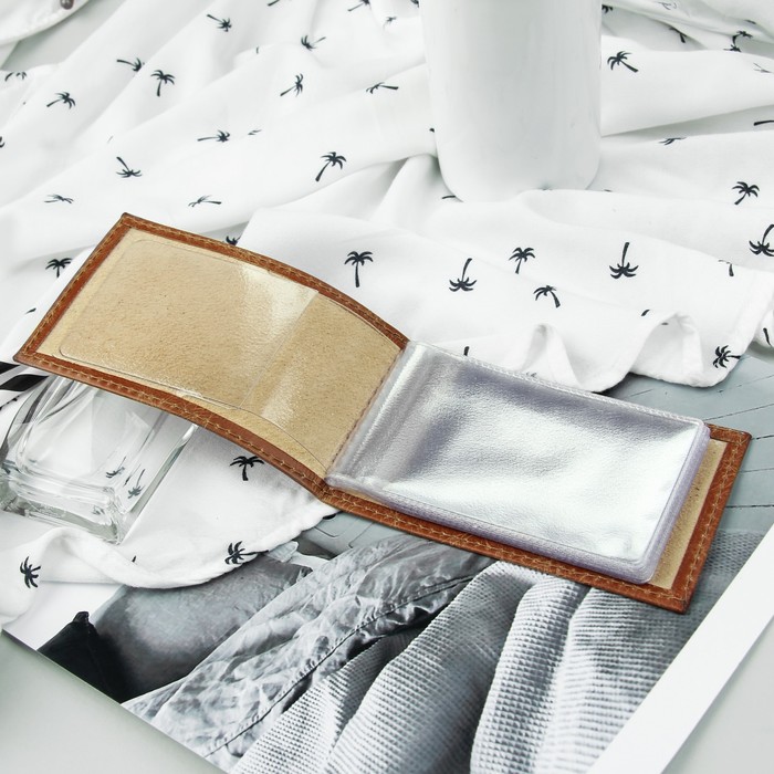 Визитница, 1 ряд, 18 листов, коричневый матовый