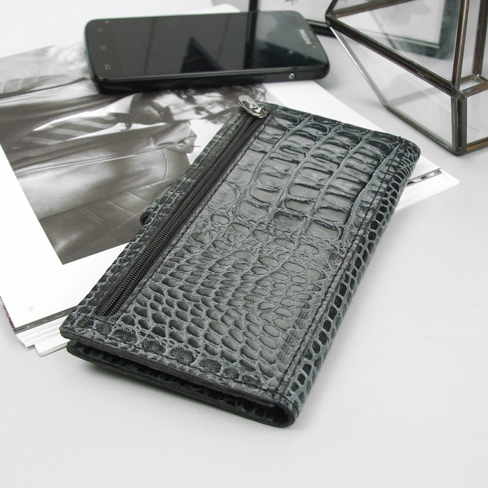 Кошелёк женский на кнопке, 4 отдела, отдел для карт, серый кайман