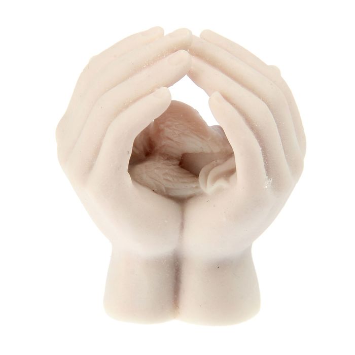 Сувенир "Ангелочек спящий в руках" МИКС