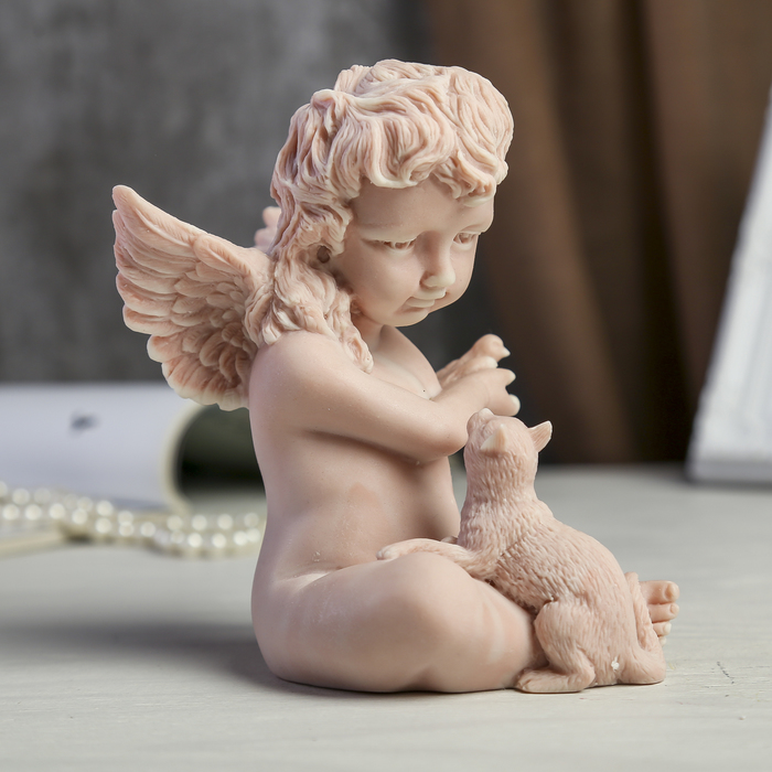 Сувенир "Ангел с птенцом и кошкой"