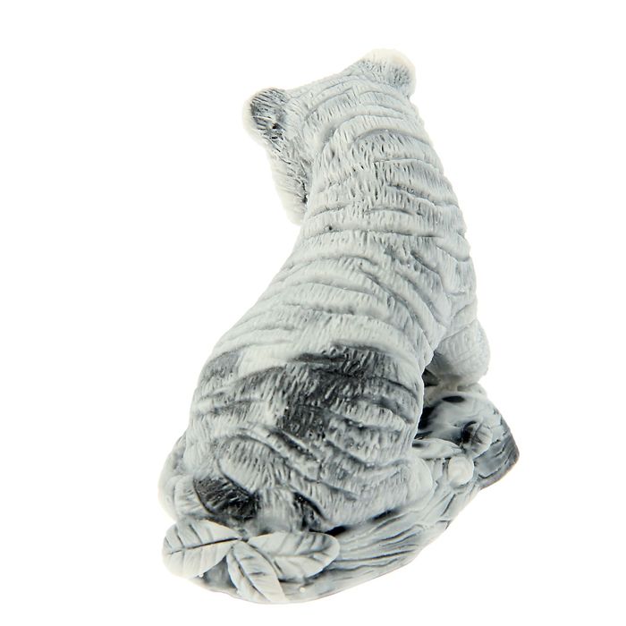 Сувенир "Молодой тигр"