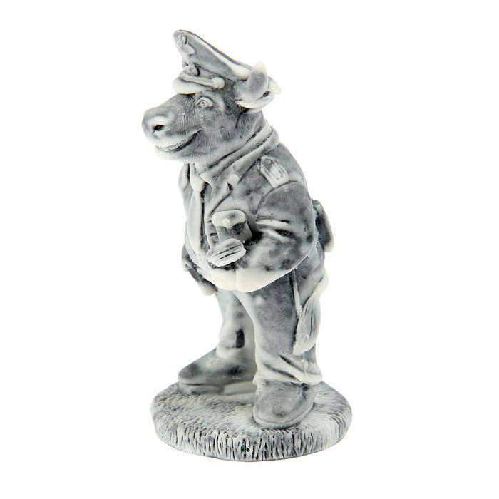 Сувенир "Бык-полицейский"