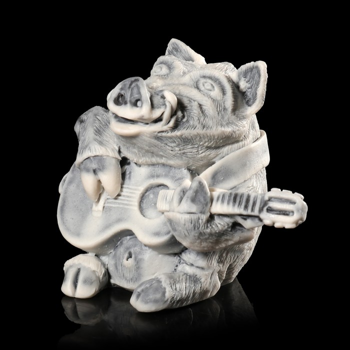 Сувенир "Кабан с муз. инструментом (шарж)" МИКС 5,7 см