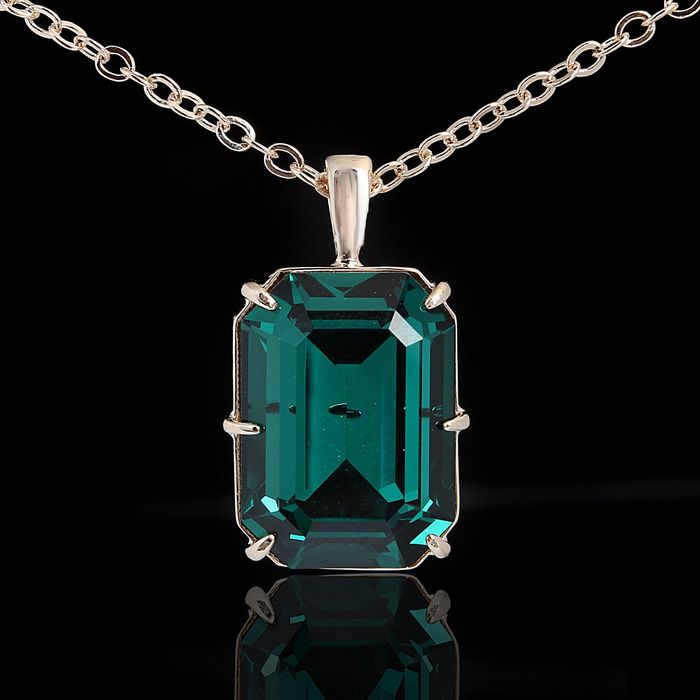 Кулон "Шквал", цвет зеленый в золоте