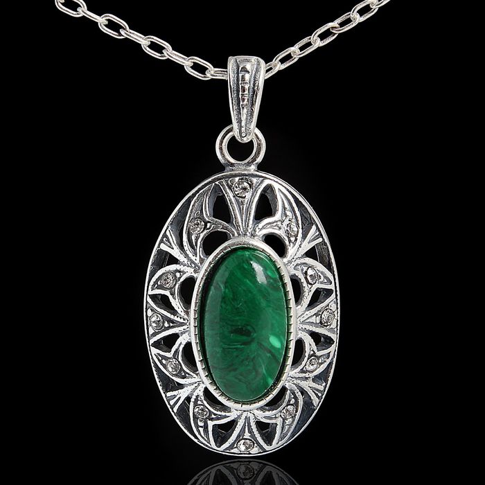 Кулон "Урал", цвет бело-зелёный в чернёном серебре