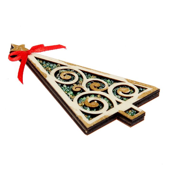 Магнит "Ёлочка" ажурная с бисером