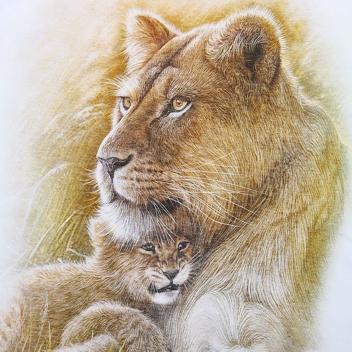 Футболка женская "Львица и тигренок", р-р M (46), 100% хлопок