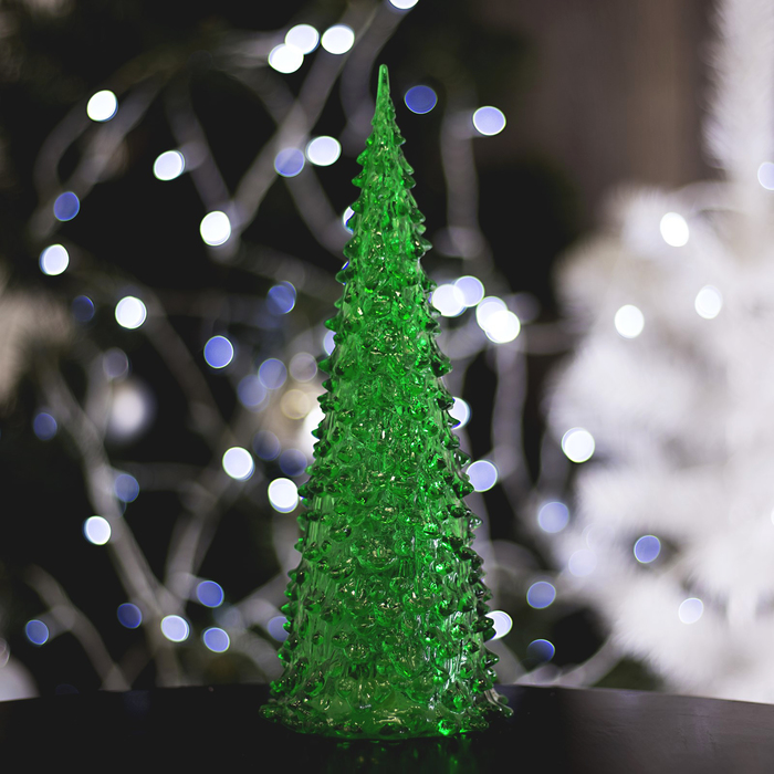 Игрушка световая "Ёлочка" (батарейки в комплекте) 27 см, 1 LED, RGB, ЗЕЛЁНАЯ