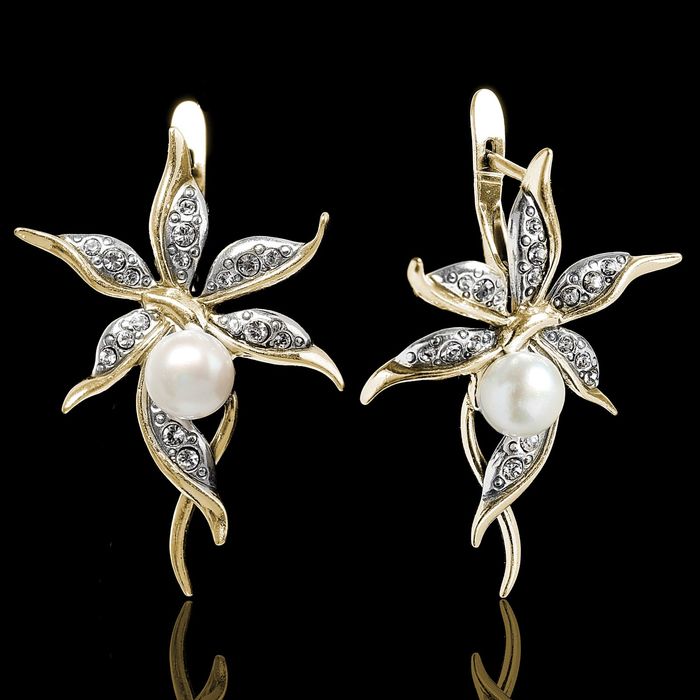 Серьги "Панифия", цвет белый в золоте