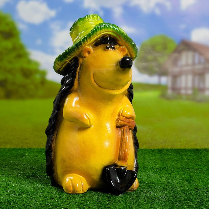 Садовая фигура "Ёжик с лопатой" большой 43х21см